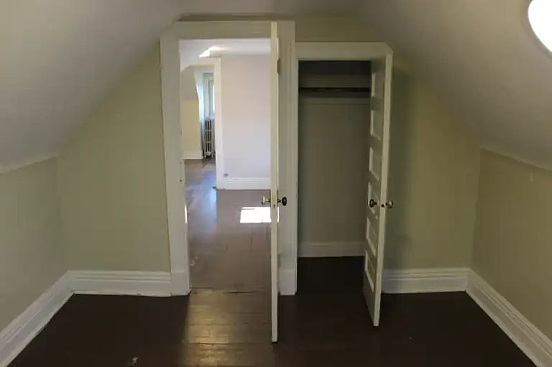 Winnipeg Apartment for rent - 4 Bedrooms — photo 10