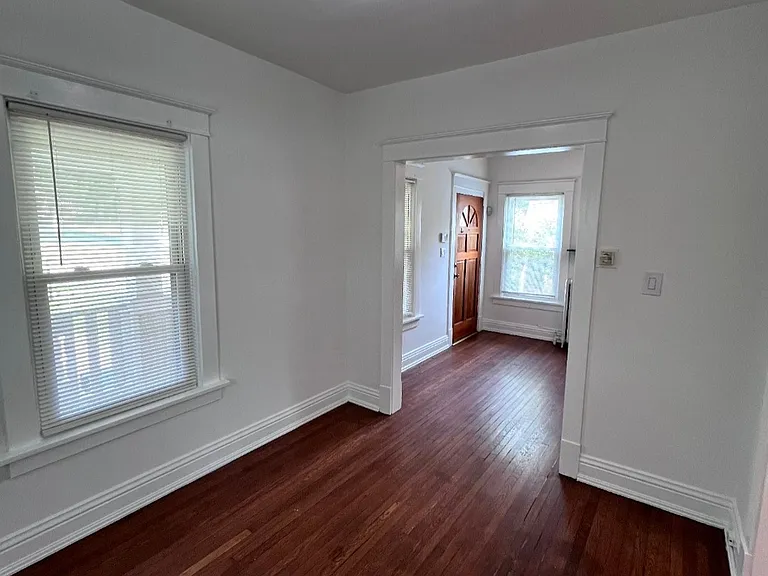 6113 Arbor St — Photo 9