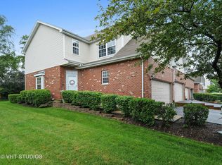 525 Goodwin Dr, Bolingbrook, IL 60440