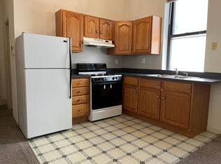 2003 Green St APT 2R, Philadelphia, PA 19130