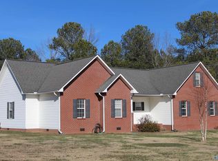 1 Autumn Run Rd NE, Fort Payne, AL 35967