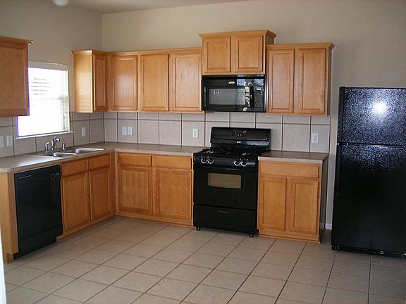 3rd image of 4335 S Vineyard Meadow Ln