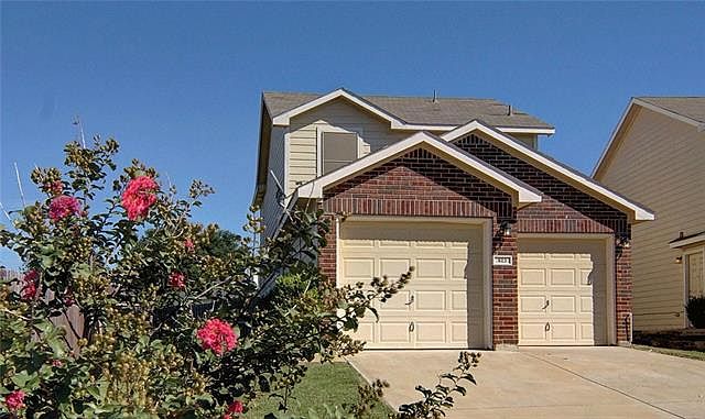 1st image of 813 Villagepoint Ln