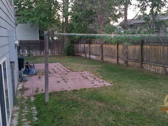 3rd image of 502 Westwood Cir