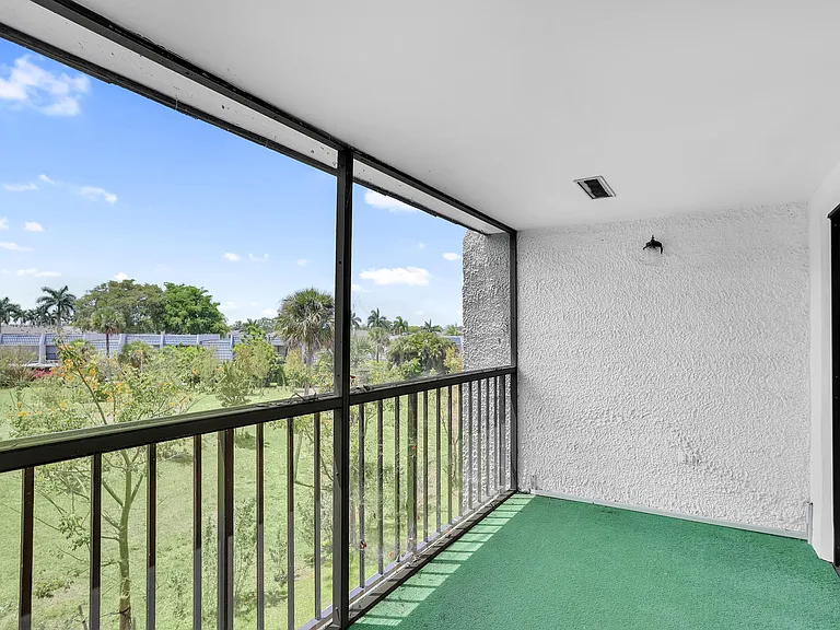 4290 Deste Ct #301 — Photo 17