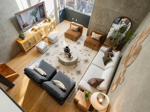 1048 F St, San Diego, CA 92101