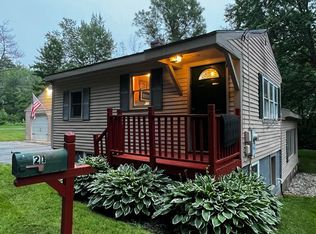 21 Christian Row, Buxton, ME 04093