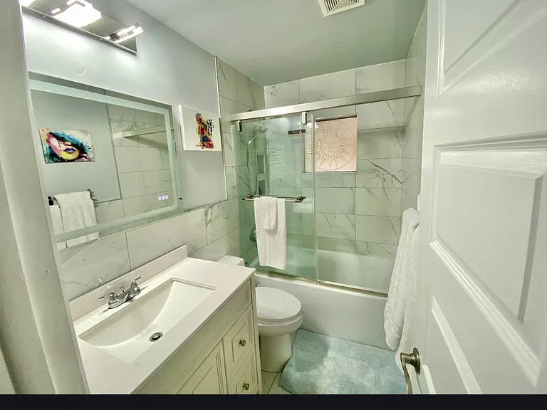 729 Heron Dr — Photo 1