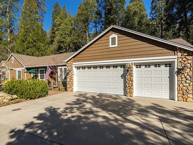 1st image of 18780 Timberwood Dr