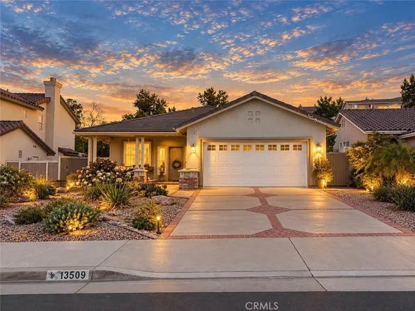 13509 Fairfield Dr, Corona, CA 92883