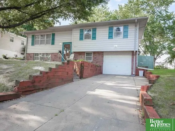 9473 Weir St, Omaha, NE 68127