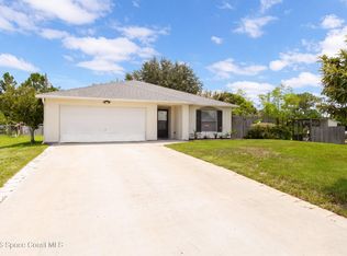 8216 100th Ct, Vero Beach, FL 32967