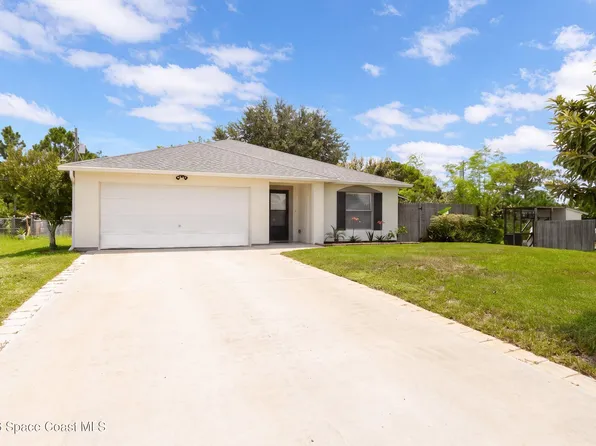 8216 100th Ct, Vero Beach, FL 32967