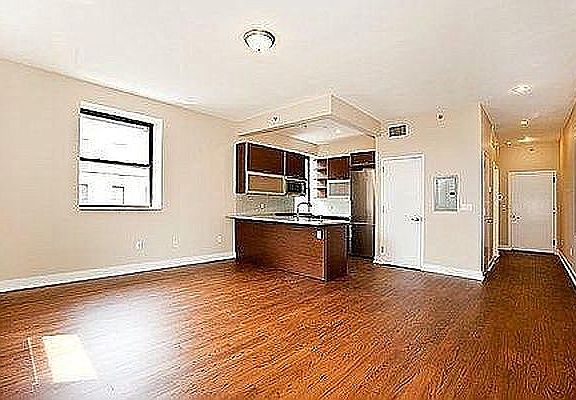 4th image of 159 W 118th St Ph B