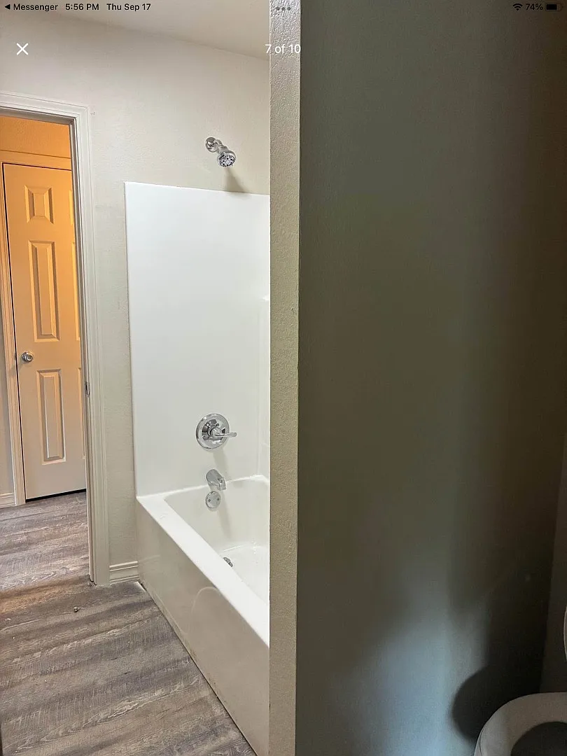 2305 Augusta Ave — Photo 4