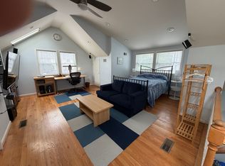 738 22nd St S #1, Arlington, VA 22202