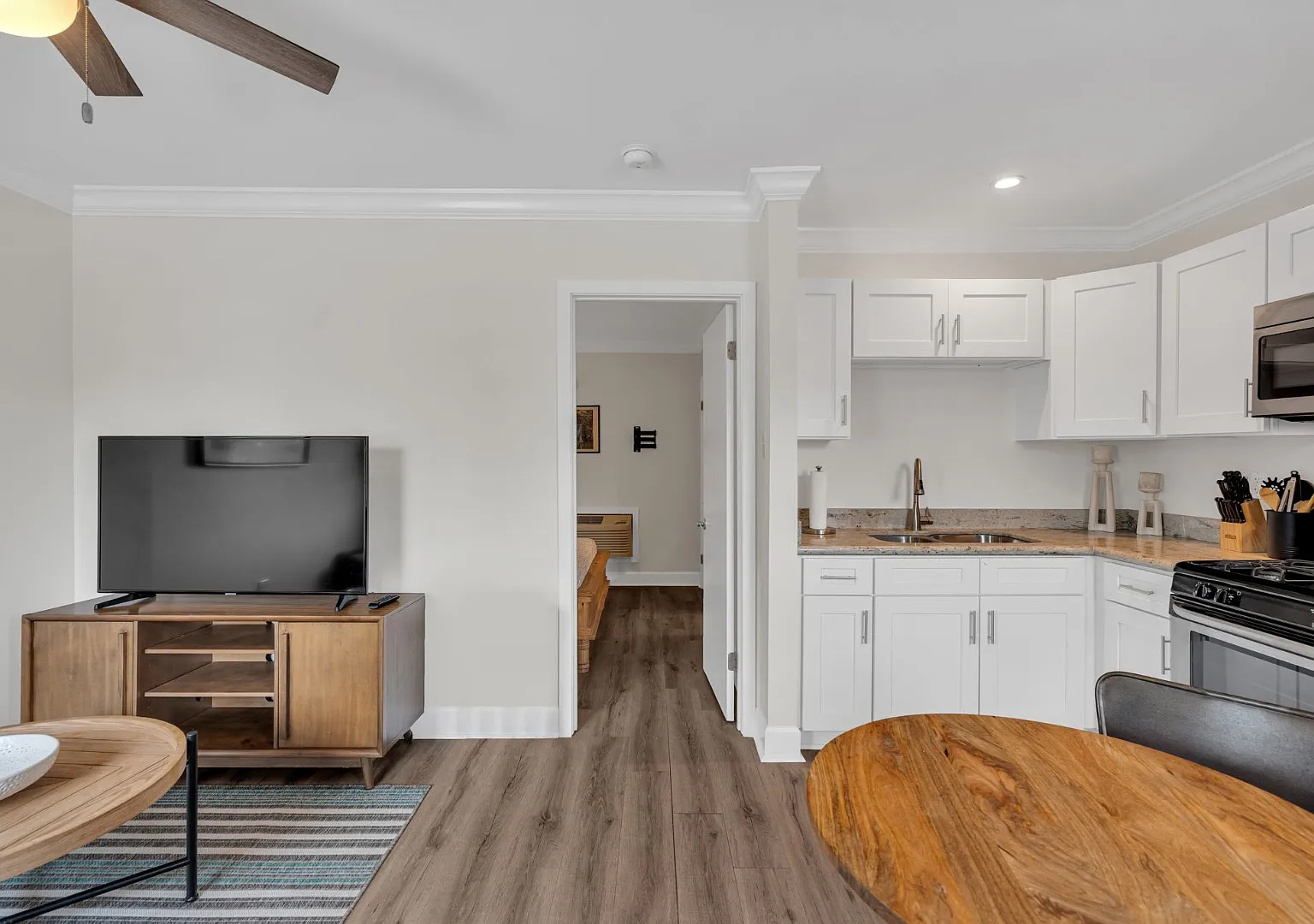 2200 Oretha Castle Haley Boulevard - Apt 7 — Photo 3