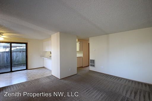 2nd image of 3013 NE Whitman Ave