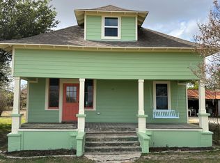 508 N Commerce St, Coupland, TX 78615
