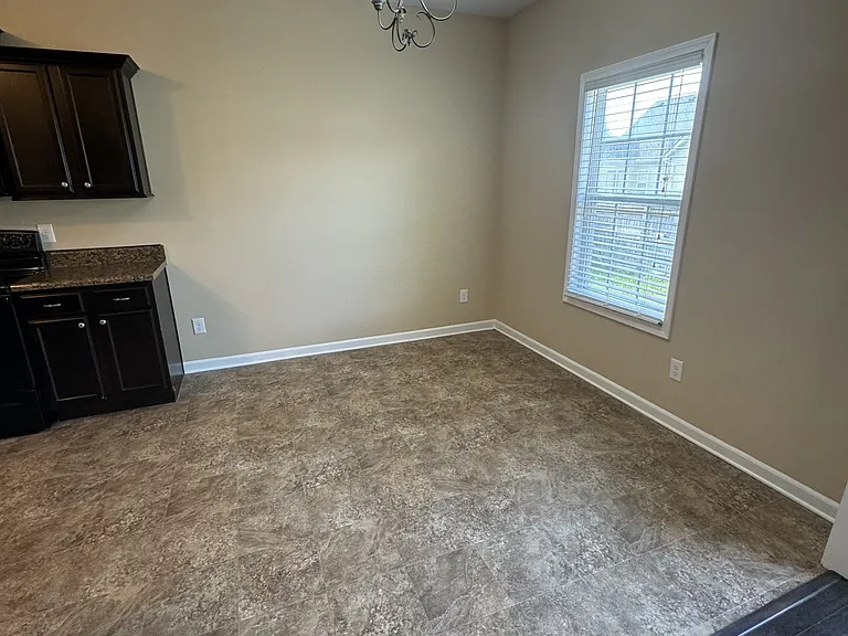 3344 Cornerstone Dr — Photo 4