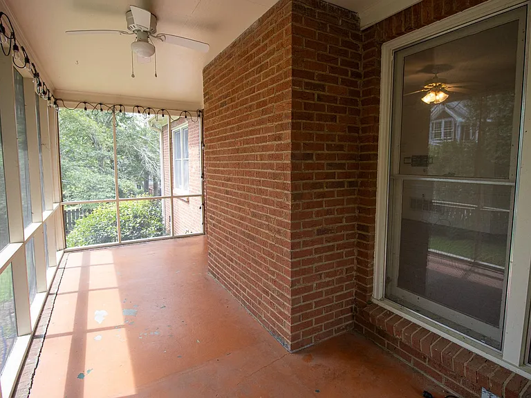 2220 Montclair Dr — Photo 35