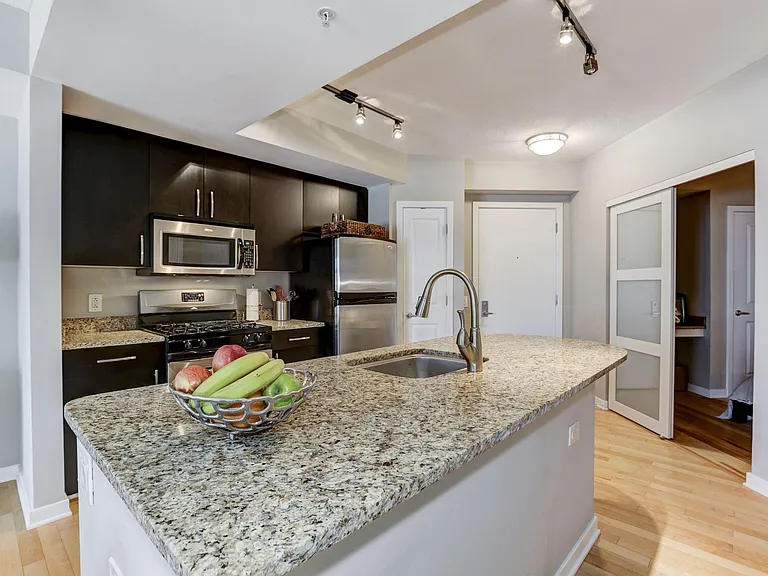 475 K St NW #314 — Photo 3