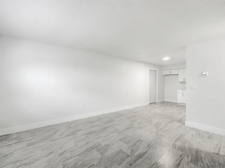 7309 N Hutton Pl #D — Photo 13