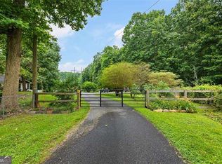 10 Dimsdale Ln, Alpharetta, GA 30004