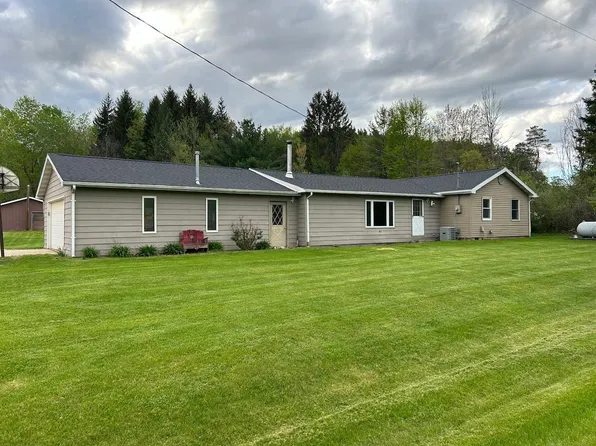 1401 Chappel Dam Rd, Gladwin, MI 48624