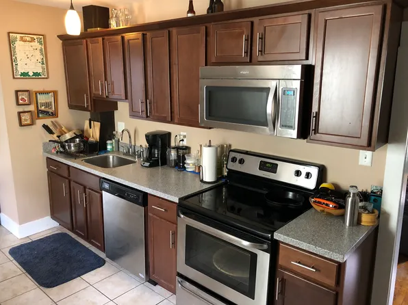 58 Wilson St APT 3, Portland, ME 04101