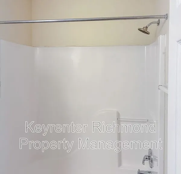 5904 Chapel Lawn Ter — Photo 17