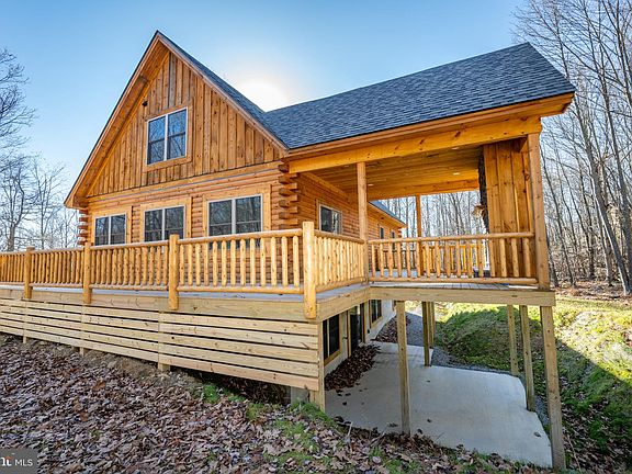 2nd image of 118 Black Diamond Ct