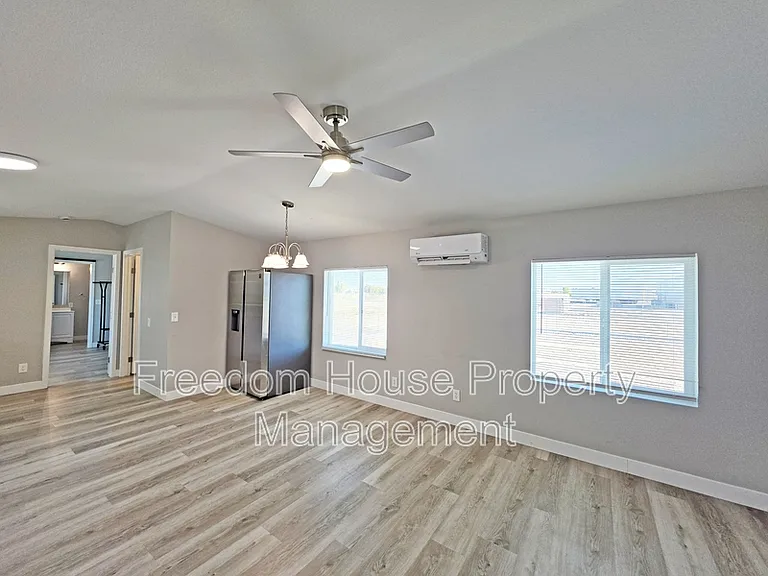 1410 E Manse Rd — Photo 15