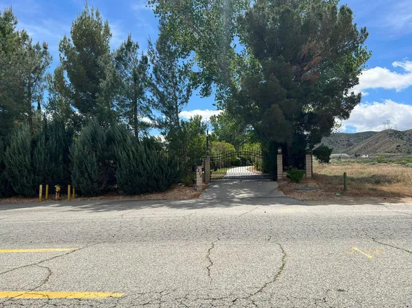 6256 W Avenue M8, Palmdale, CA 93551