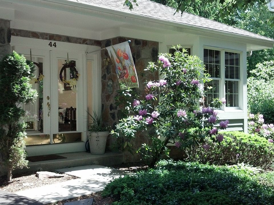 Front of House 1
