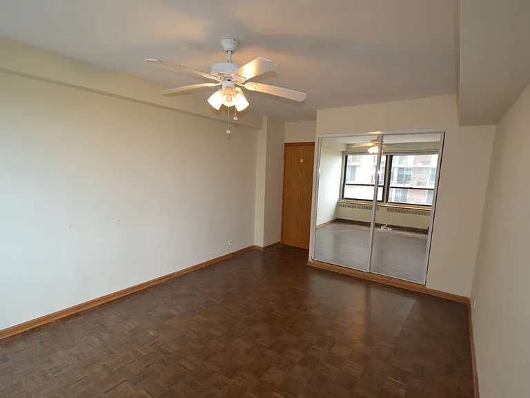 4180 Marine Terrace Apartments — Photo 157