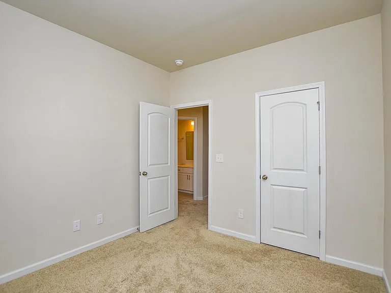 11055 Lawyers Rd #35 — Photo 20