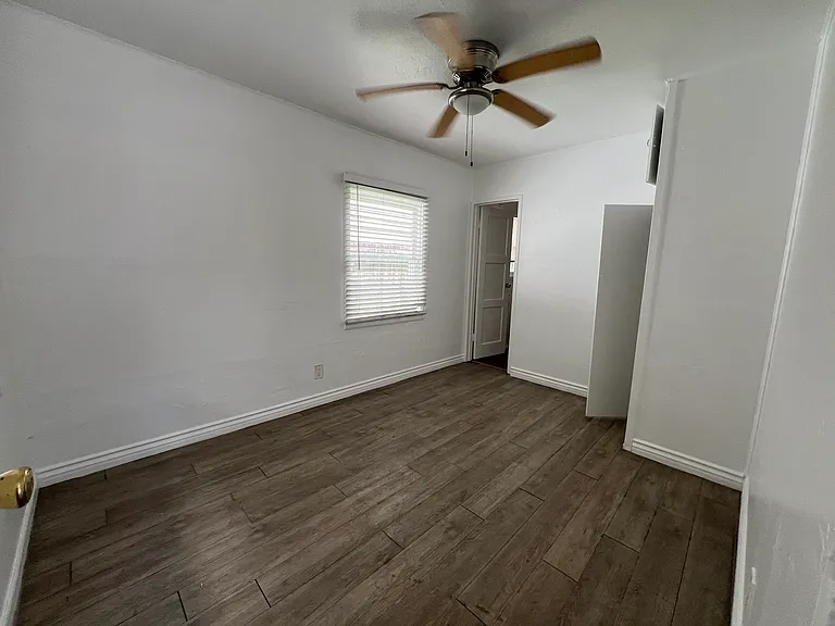 749 Seacoast Dr — Photo 5