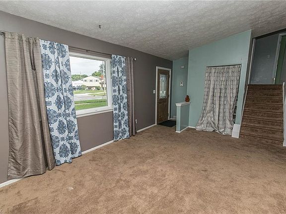 2nd image of 6499 Grayfriar Dr