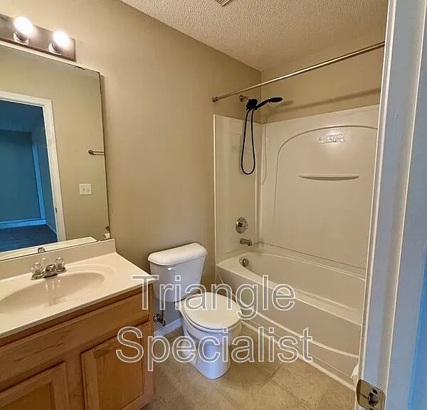 7 Thorton Ct — Photo 19