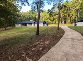 316 Woodland Lake Dr, Atlanta, TX 75551