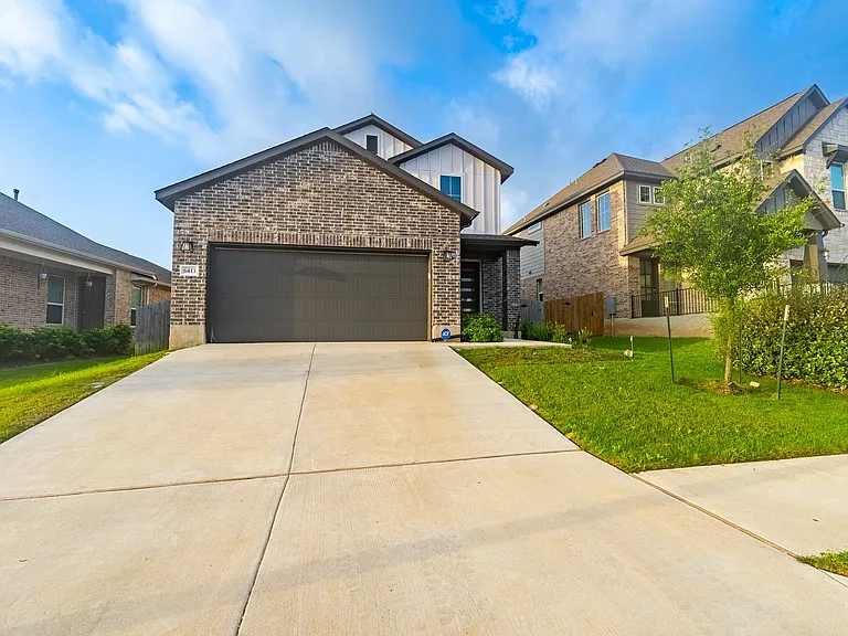 6413 Night Chinook Dr — Photo 1