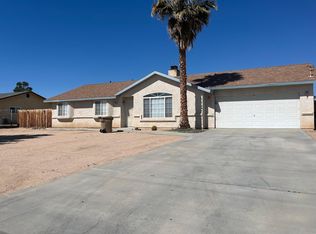 8250 Durango Ave, Hesperia, CA 92345
