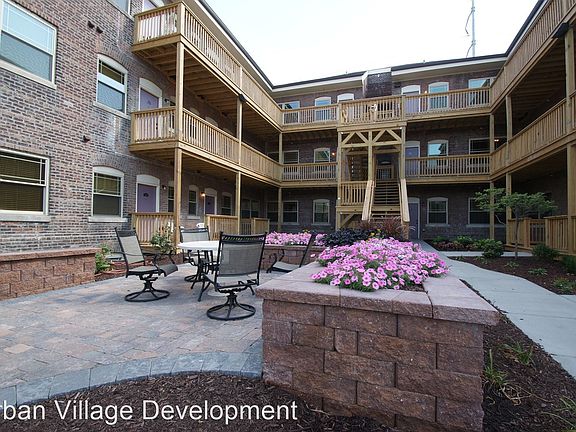 5th image of 2934 Leavenworth St #302