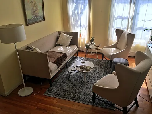 Rented by LDMI Realty Group LLC | media 22