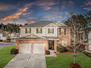 262 Edinburgh Ln, Woodstock, GA 30188