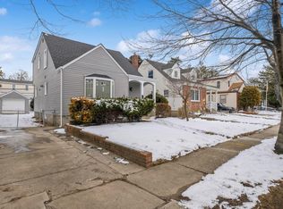 24659 86th Rd, Bellerose, NY 11426