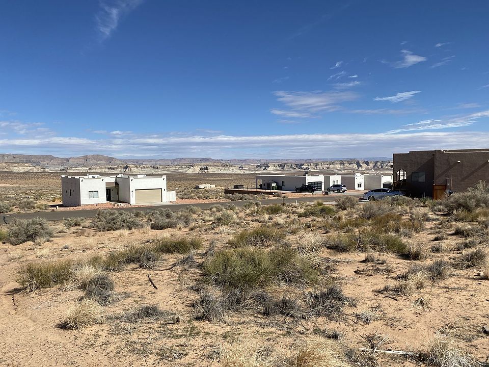 2nd image of 202 Schoppman Ln