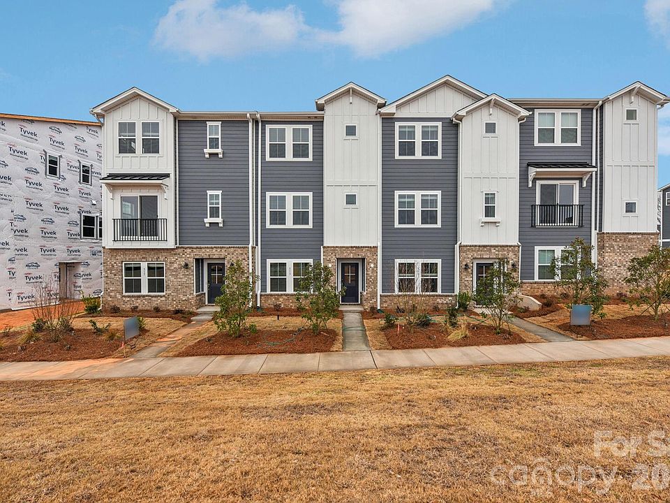 1st image of 355 Golden Maple Ct