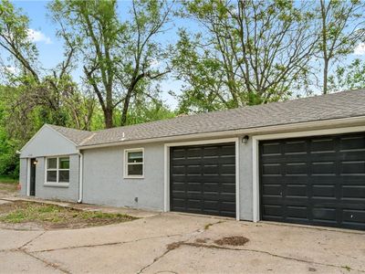 11300 & 11302 E 15th St S, Independence, MO, 64052